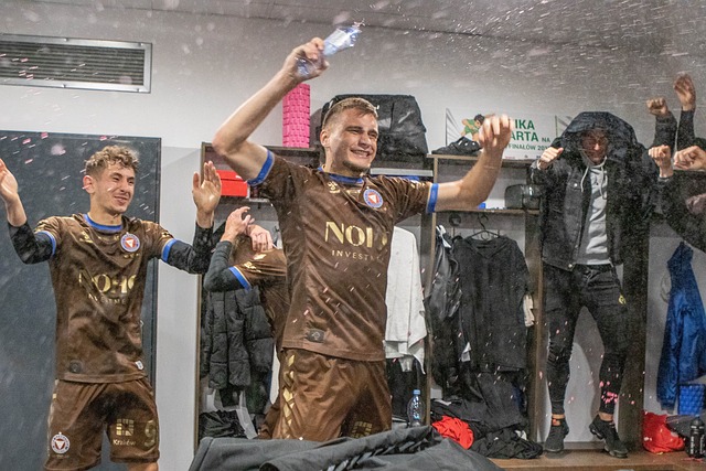 在刚刚落下 在刚刚落下