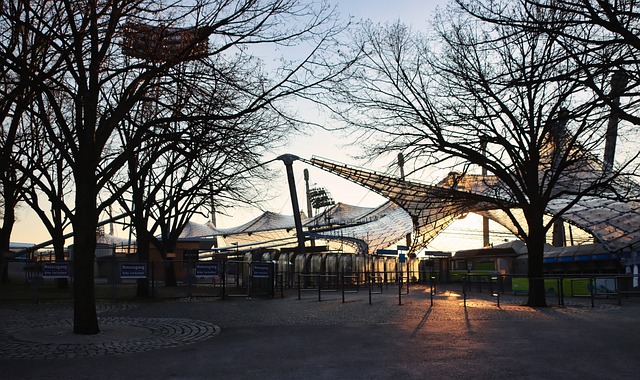 名宿因其卓 名宿因其卓